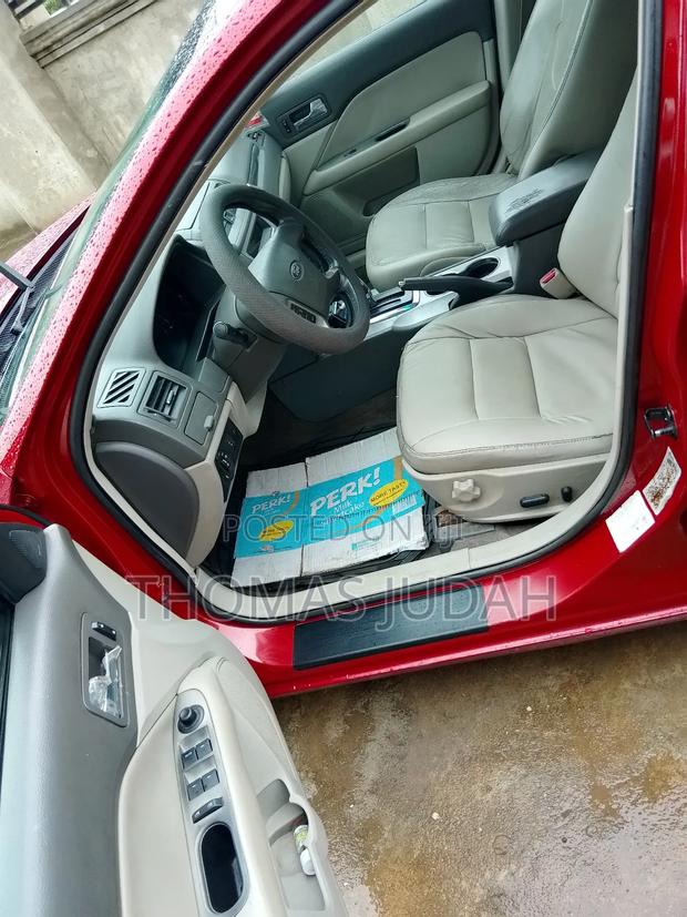 Ford Fusion 2010 Red