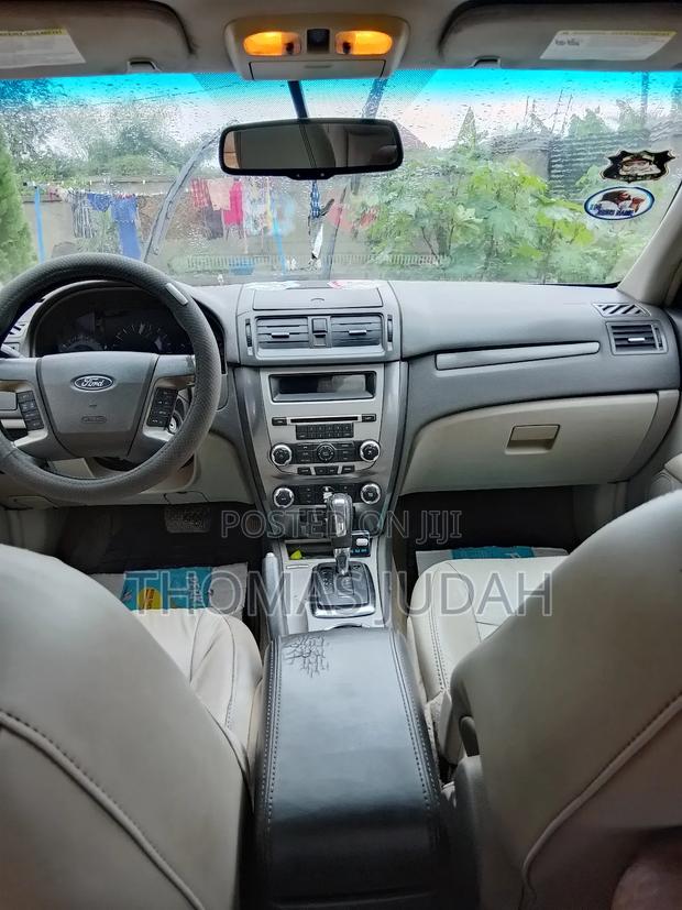 Ford Fusion 2010 Red