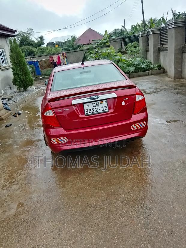 Ford Fusion 2010 Red