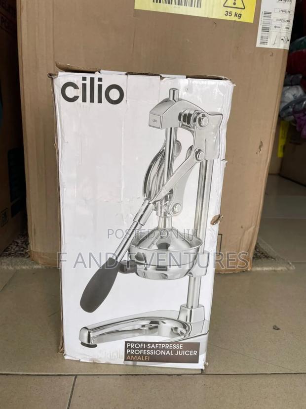 Black Commercial Juicer - Uk photo 3