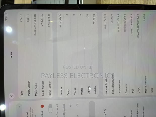Apple iPad Pro 13 (2024) 1 TB Silver photo 8
