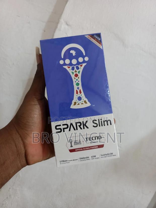 New Tecno Spark Slim 256 GB White photo 2