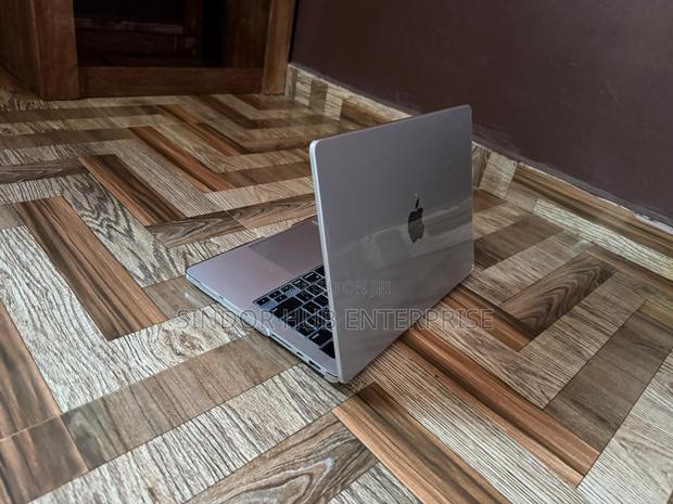 Laptop Apple MacBook Pro 2024 M3 14-Inch 24GB Apple M4 Pro SSD 512GB photo 2