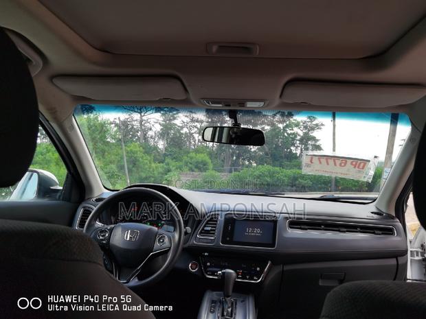 Honda HR-V 4dr SUV (1.5L 4cyl CVT) 2016 White