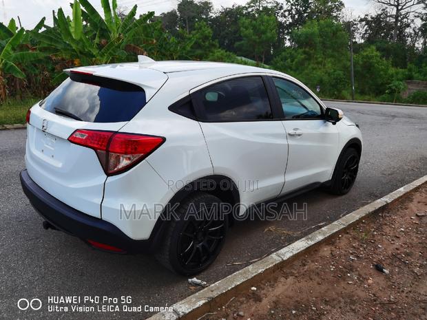 Honda HR-V 4dr SUV (1.5L 4cyl CVT) 2016 White