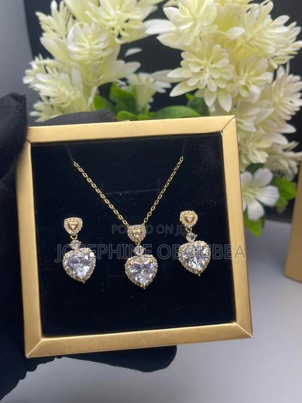 Chain, Earrings for Ladies photo 3