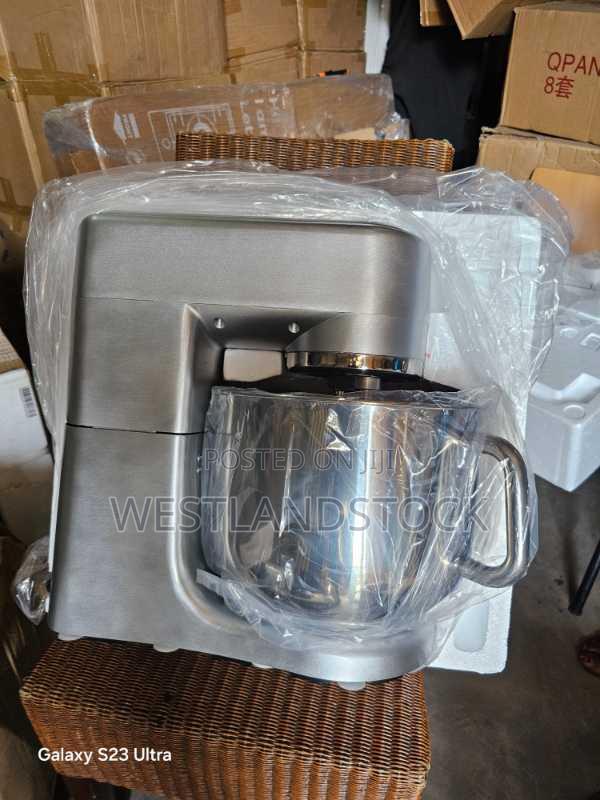 Heinrich's HKM 8110 Food Processor Kneading Machine