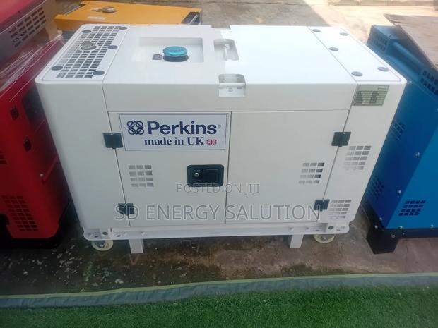 Perkins Three-Phase Generator · Photo 2