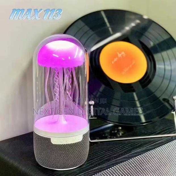 Jellyfish Night Light With Speaker photo 3