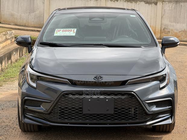 Toyota Corolla XSE 2024 Gray