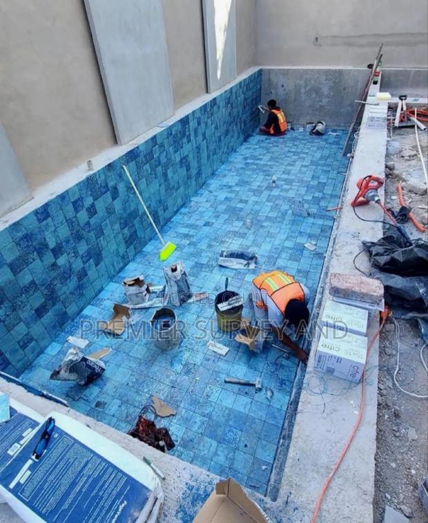 Swimming Pool Builders · Photo 4