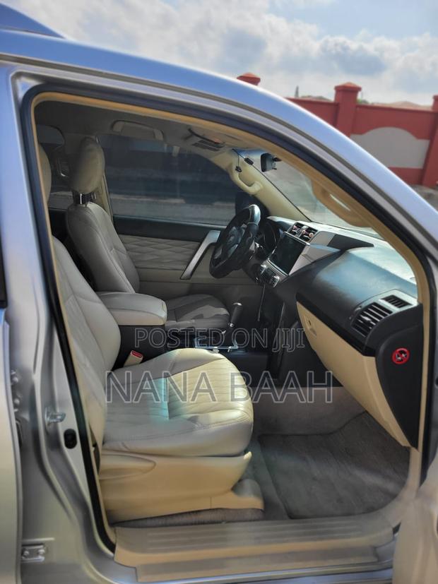 Toyota Land Cruiser Prado 2014 Silver