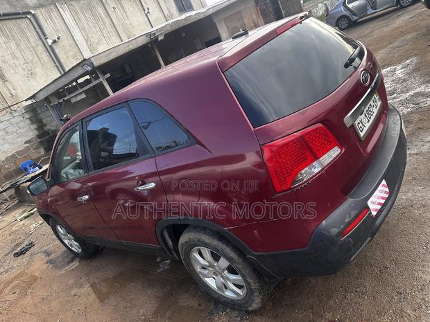 Kia Sorento 2012 Red