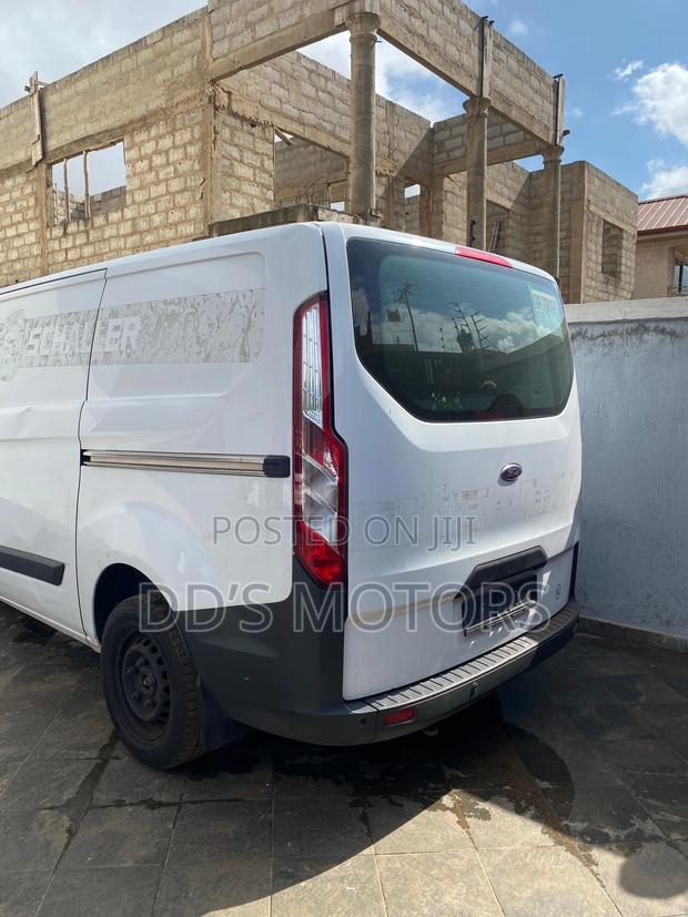 Ford Transit 2017 White