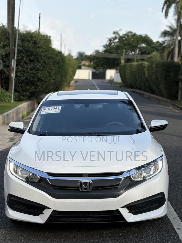 Honda Civic EX Sedan 2018 White