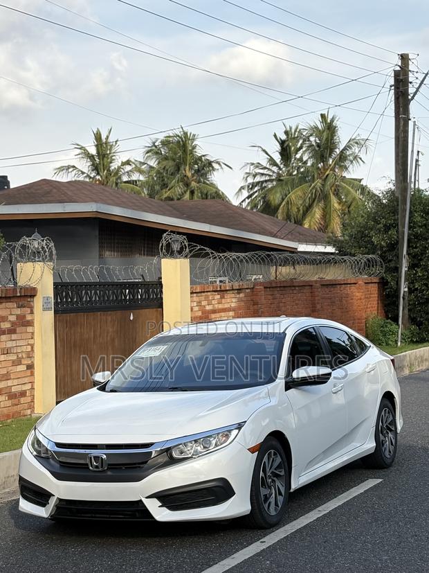 Honda Civic EX Sedan 2018 White
