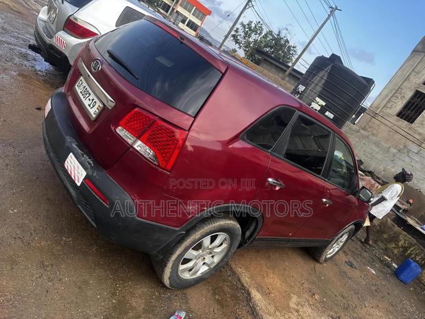 Kia Sorento 2012 Red