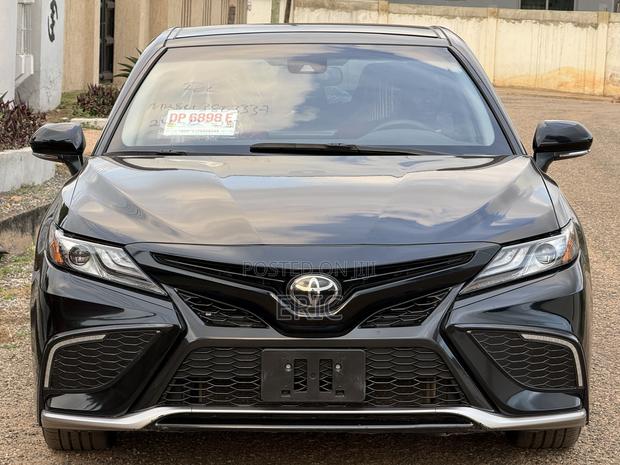 Toyota Camry XSE 2022 Black