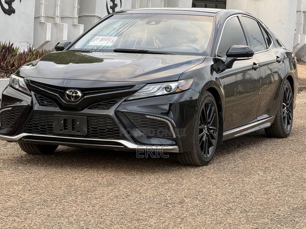 Toyota Camry XSE 2022 Black