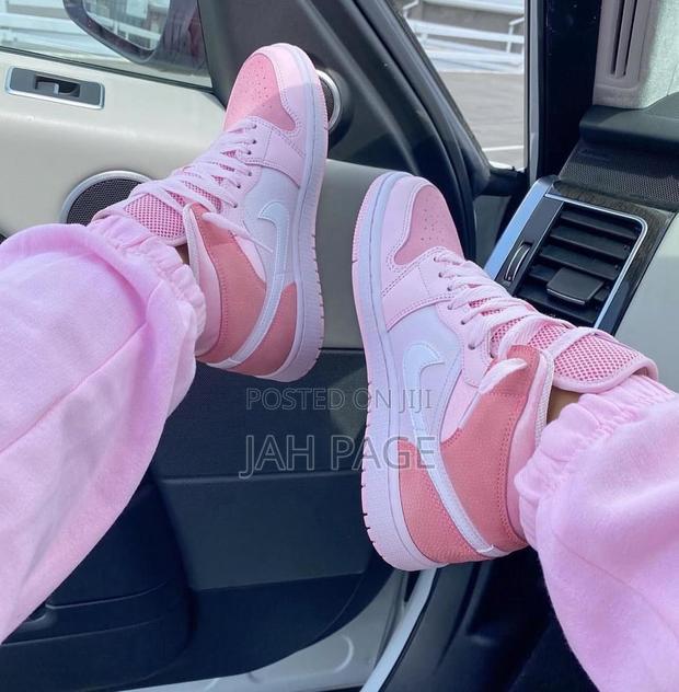 Nike Air Jordan 1 Mid Digital Pink Sneakers photo 2
