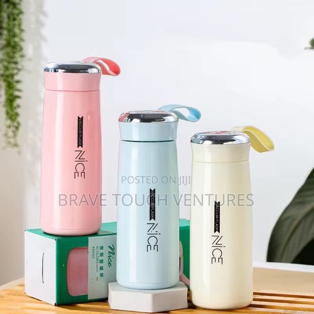 400ml Glass Water Bottle · Photo 3