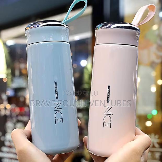400ml Glass Water Bottle · Photo 4