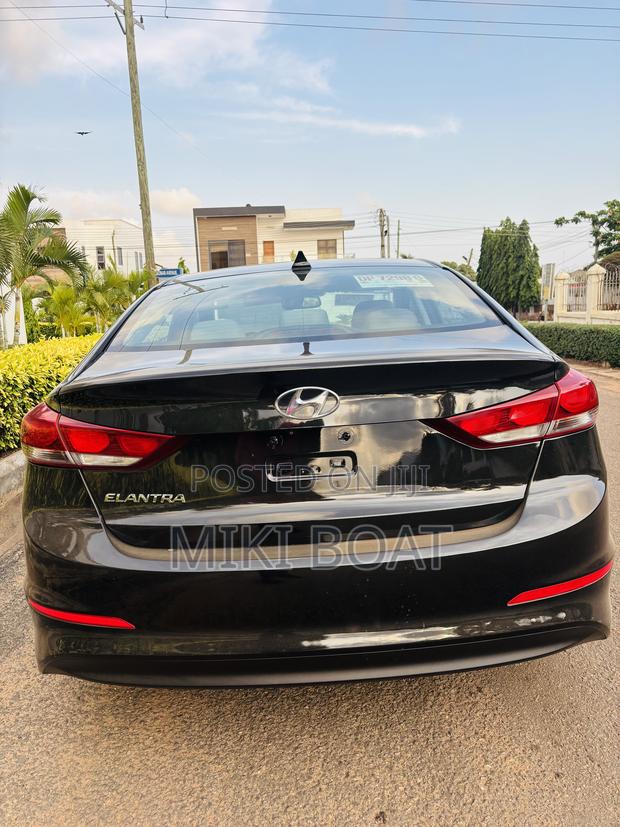 Hyundai Elantra Value Edition 2018 Black