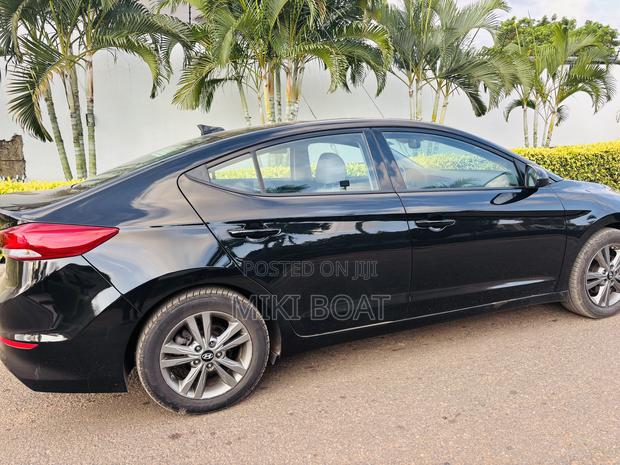 Hyundai Elantra Value Edition 2018 Black