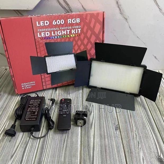 Pro Led 600 Studio Light.
