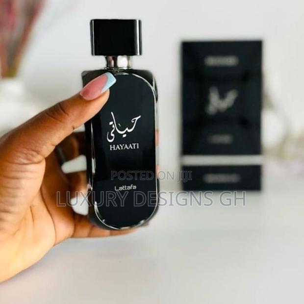 Hayaati Black Perfume photo 4