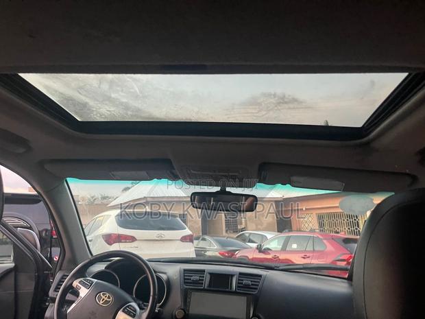 Toyota Highlander 3.5L 4WD 2013 Gray