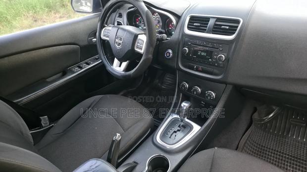Dodge Avenger SXT 4dr Sedan (2.4L 4cyl 6A) 2014 Blue photo 7