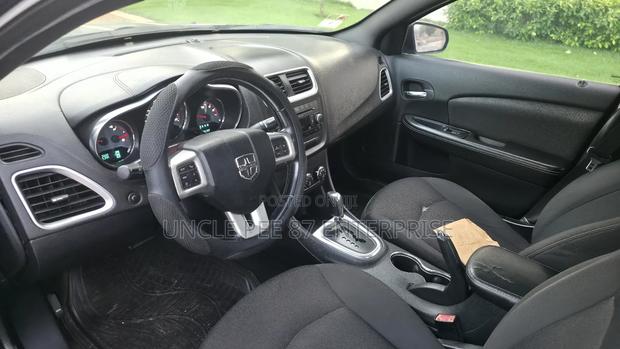 Dodge Avenger SXT 4dr Sedan (2.4L 4cyl 6A) 2014 Blue photo 11
