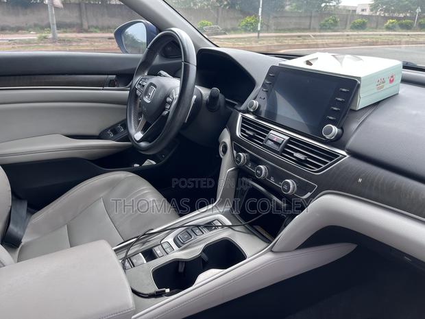 Honda Accord Touring 2.0T 2018 Blue