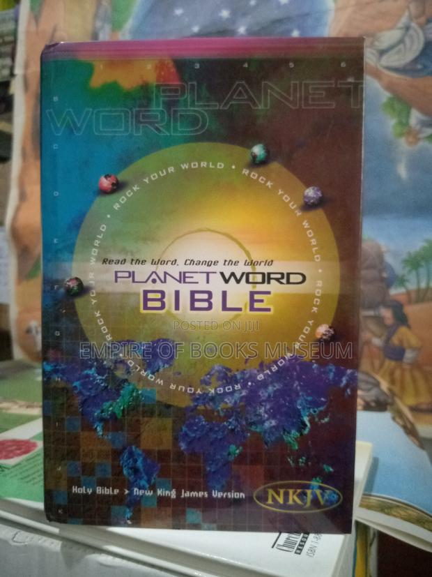 King James Version Planet Word Bible: Full-Color, Laminated · Photo 3