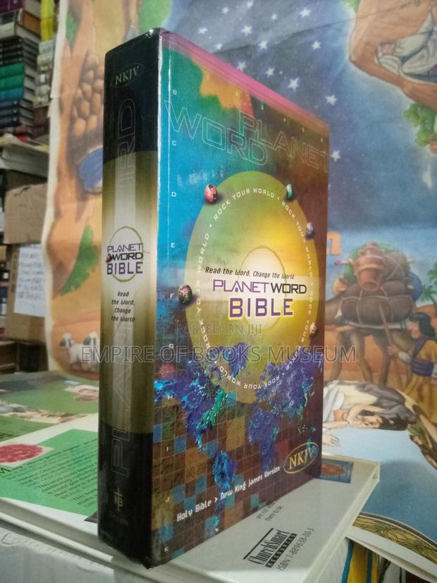 King James Version Planet Word Bible: Full-Color, Laminated · Photo 4