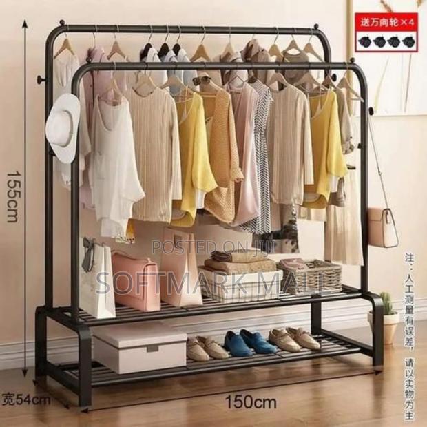 Double Multipurpose Hanger With Double Layered Rack · Photo 2