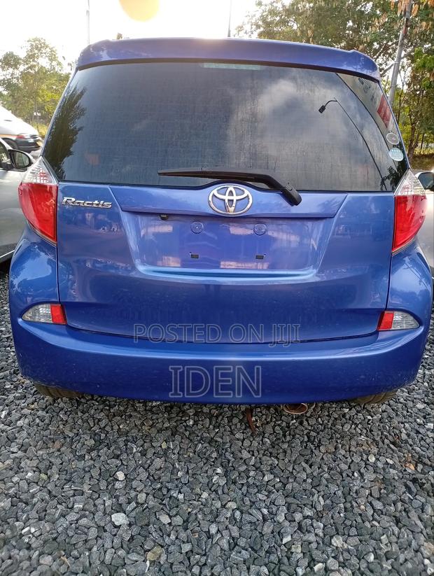 Toyota Ractis 1.5 AWD 2013 Blue