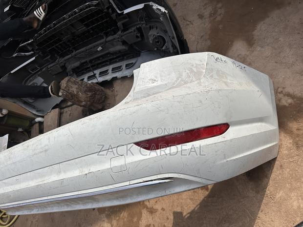 Vw Jetta 2017-2020 Back Bumper Available photo 3