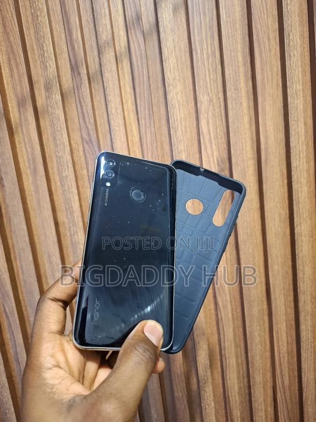 New Huawei Honor 10 Lite 128 GB photo 2