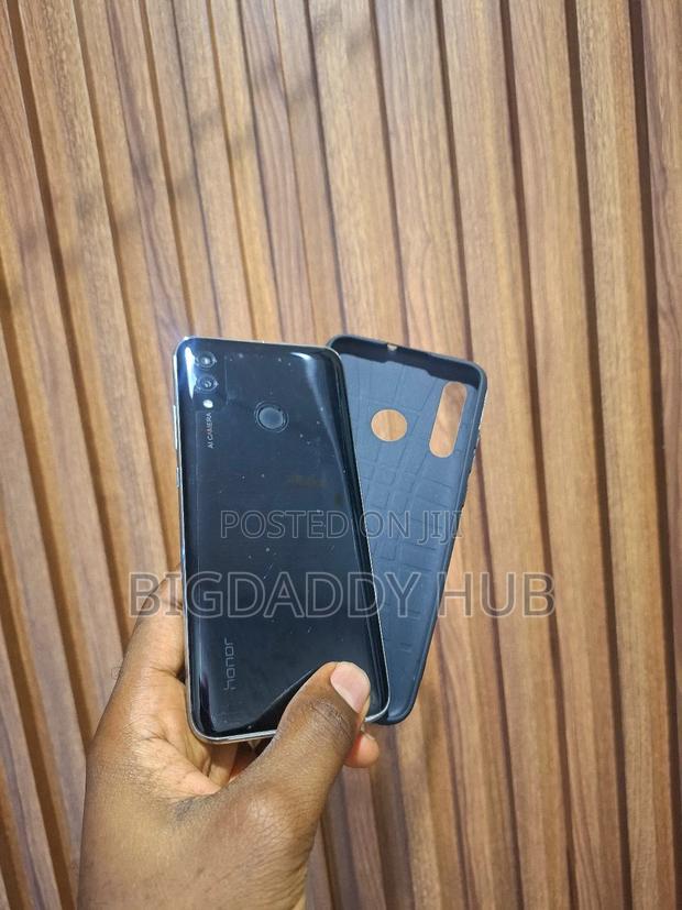 New Huawei Honor 10 Lite 128 GB photo 3