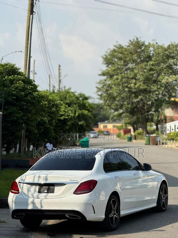 Mercedes-Benz C300 2018 White