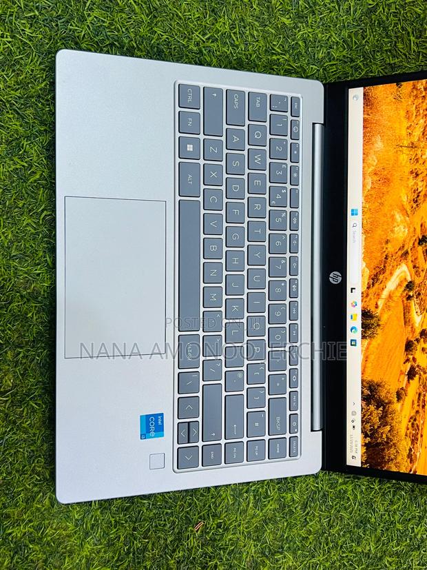 Laptop HP 14-Ep0063 8GB Intel Core I3 SSD 128GB photo 3