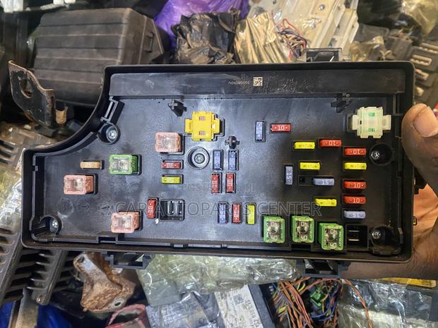 Dodge Caliber Fusebox