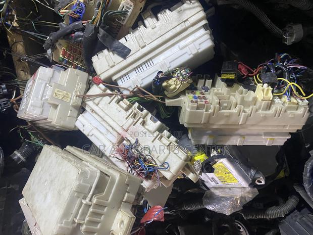 Mitsubishi Mirage Fusebox photo 3