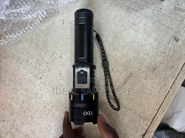 Rechargeable Led Flashlight photo 2