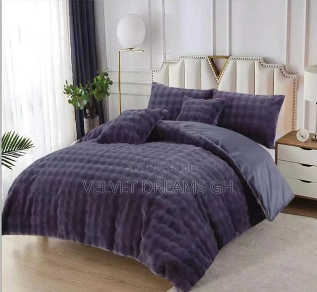 6 Pieces Fluffy Duvet Set Soft, Warm Luxury Bedding photo 3