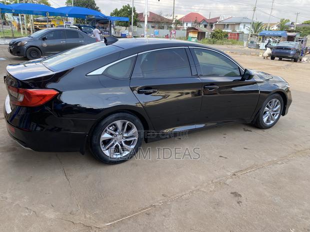 Honda Accord 2018 Black