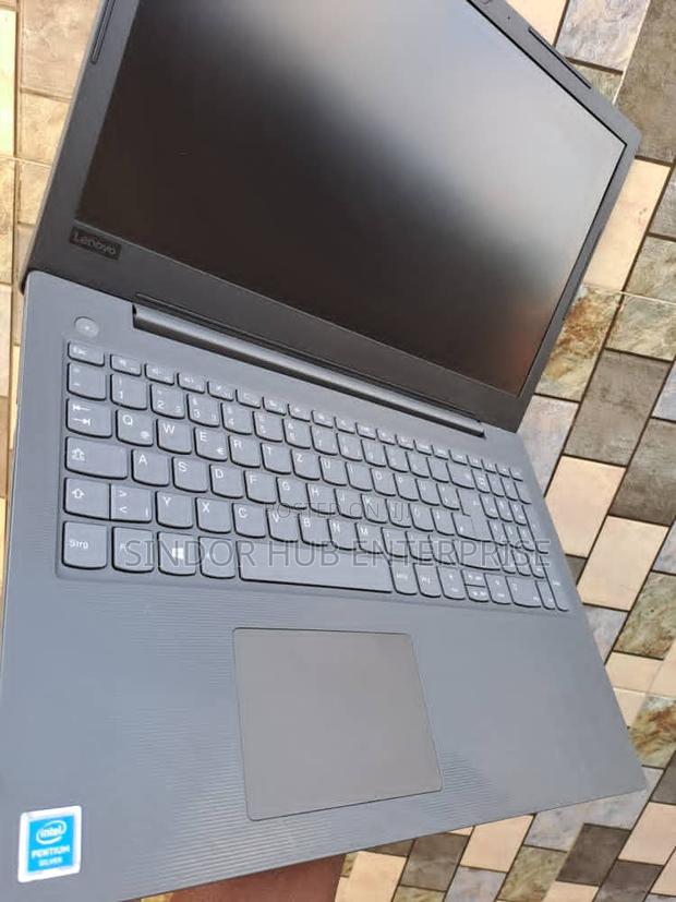 Laptop Lenovo Ideapad 3 4GB Intel Pentium HDD 500GB photo 3