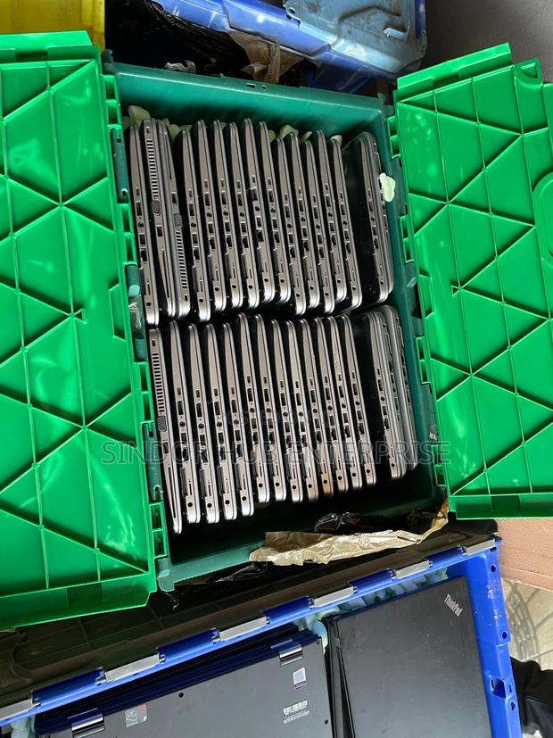 Laptop HP EliteBook 820 G3 8GB Intel Core I5 SSD 256GB photo 3
